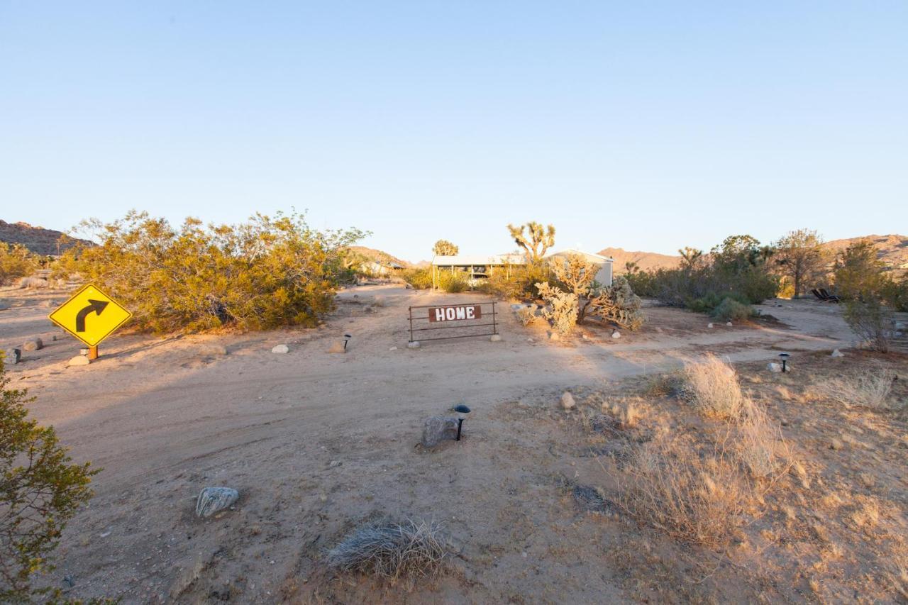 @ Marbella Lane - 10 Acres Oasis Desert Retreat! Джошуа-Три Экстерьер фото